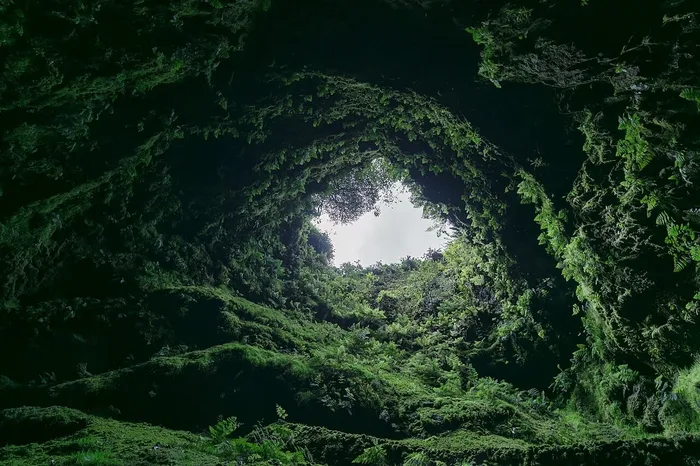 Historic and volcanic landscapes on Terceira island
